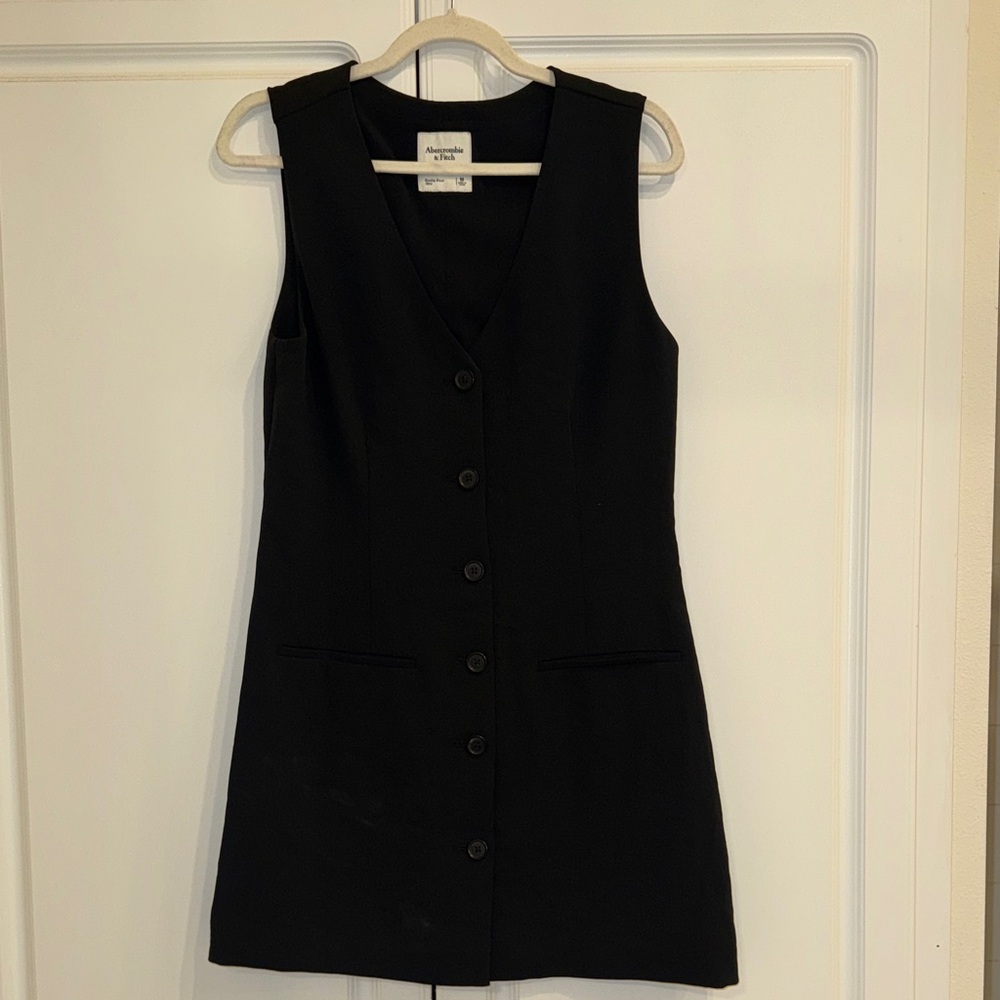 🖤 Abercrombie Black V-Neck Vest Mini Dress | Size Medium 🖤 - Picture 2 of 5